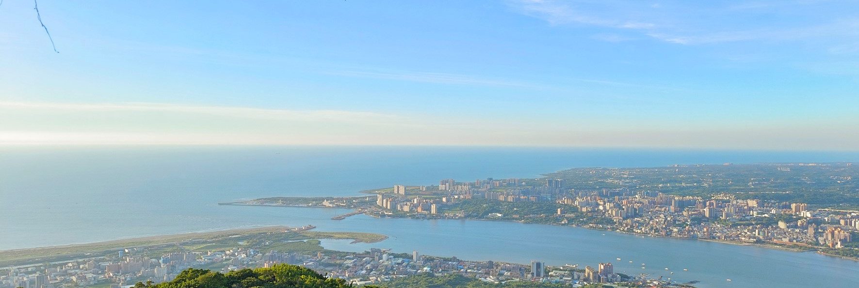 「硬漢嶺步道」觀音山輕鬆健行登高！百萬夜景讓人流連忘返