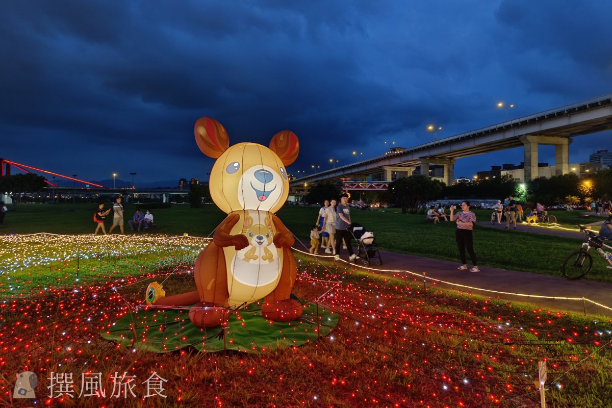 「2023新北河濱蝶戀季」板橋河濱公園夏季燈會！37天的河岸燈光秀